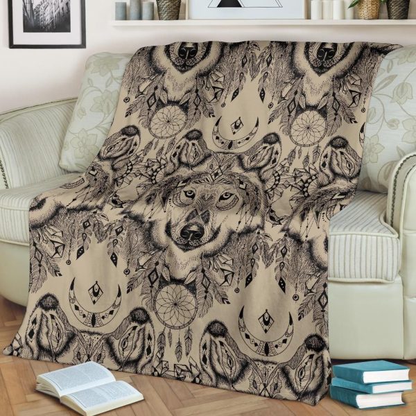 Indian Boho Wolf Dream Catcher Fleece Blanket - Image 2