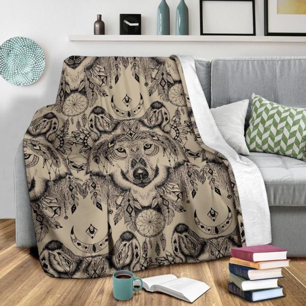 Indian Boho Wolf Dream Catcher Fleece Blanket - Image 3