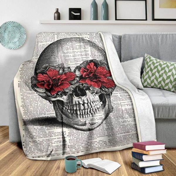 Book Page Skull Rose Vintage Printed Fleece Blanket - Image 3