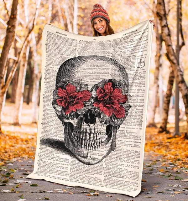 Book Page Skull Rose Vintage Printed Fleece Blanket - Image 4